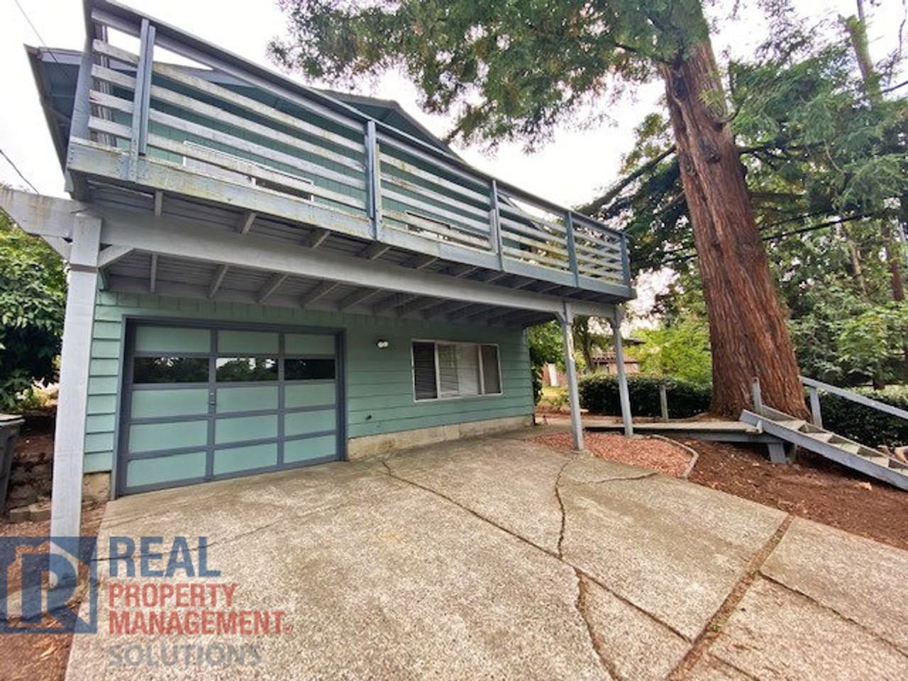 1834 Sw Miles St - Photo 2 of 39