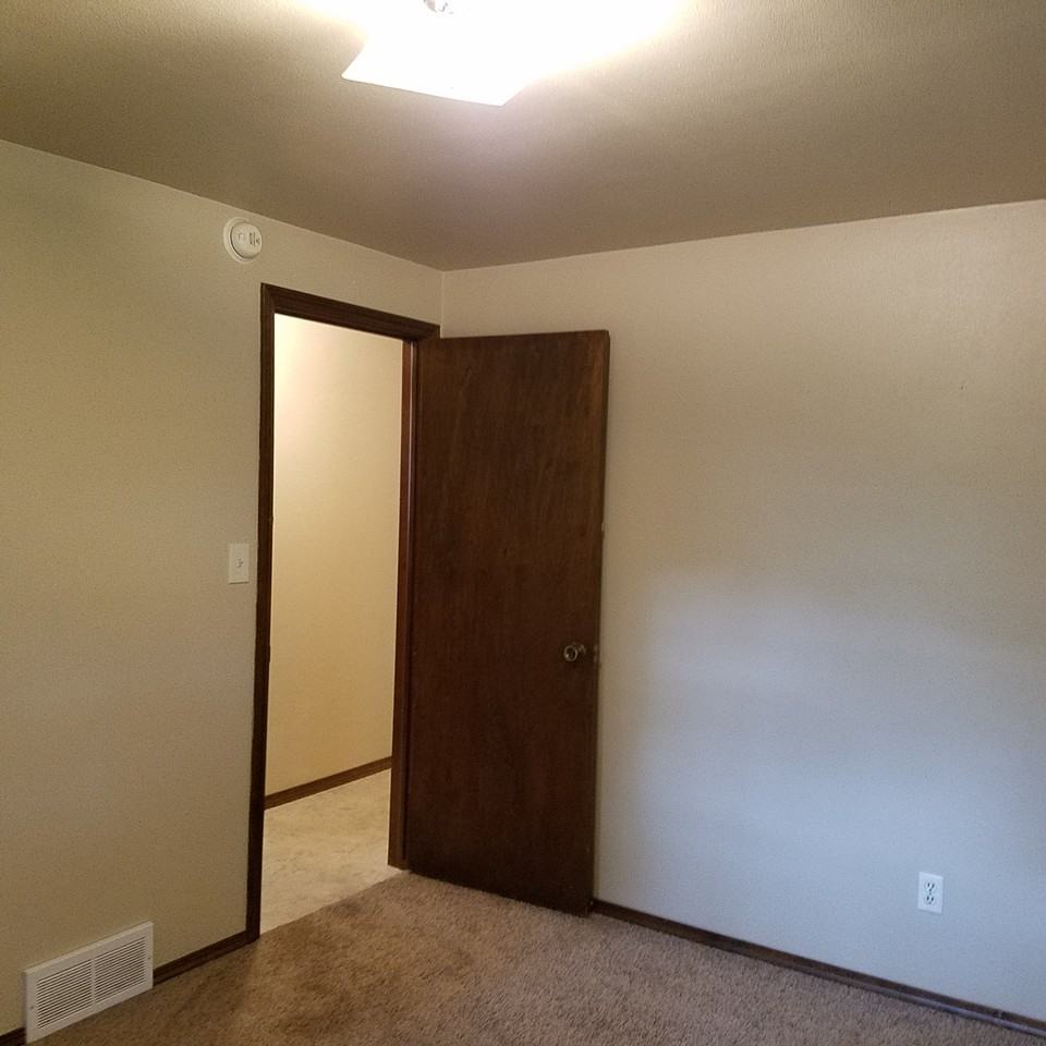 613 Greene Ave #613 - Photo 2 of 41