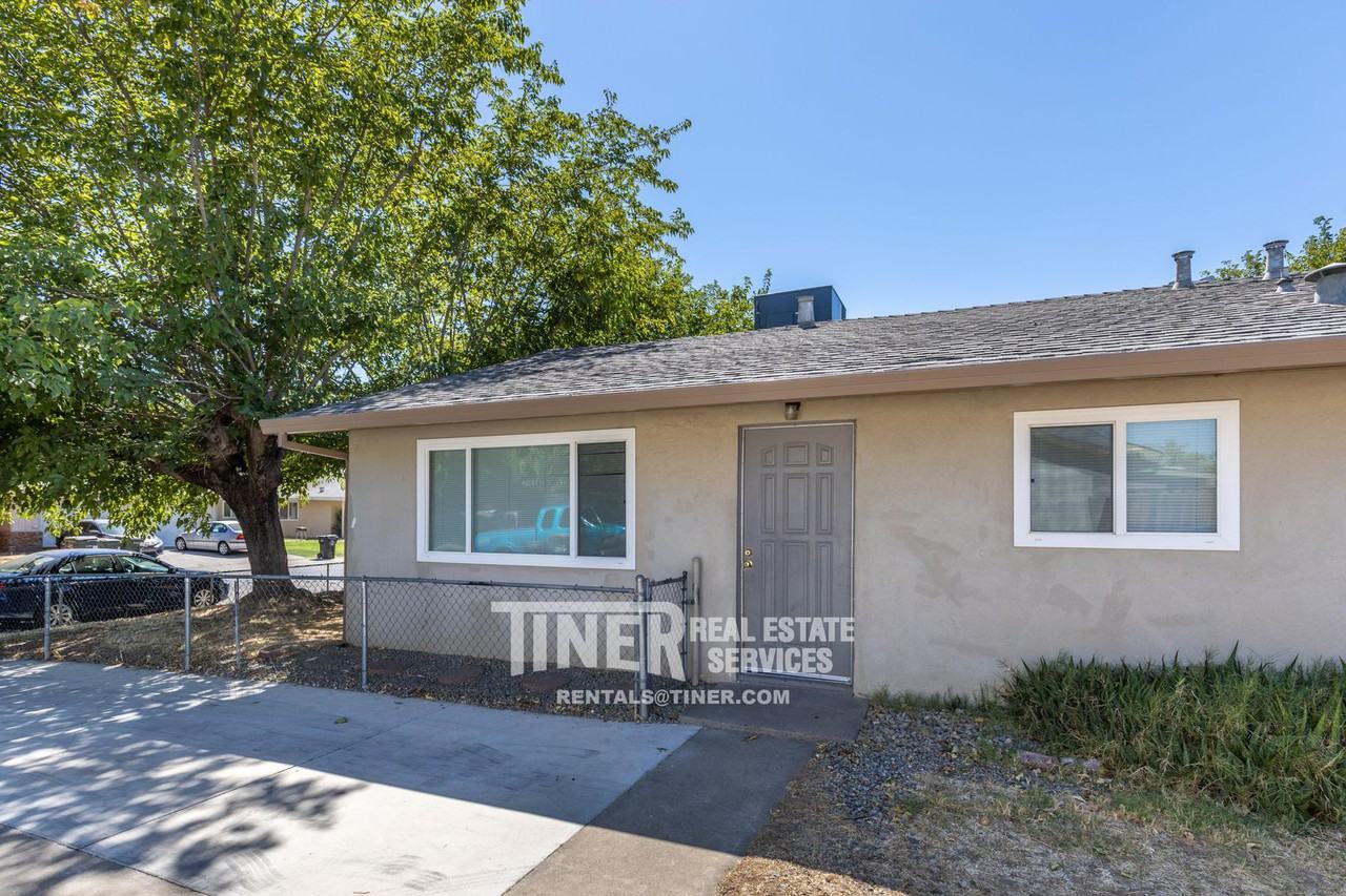 7650 Milldale Cir - Photo 2 of 18