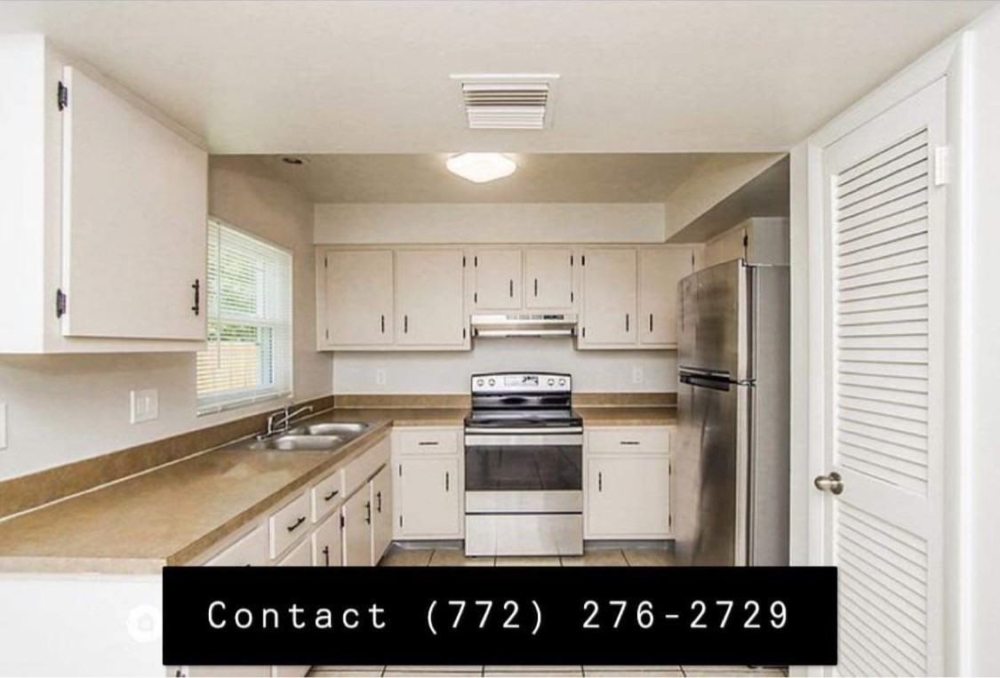 2624 N 63rd Ave - Photo 3 of 8