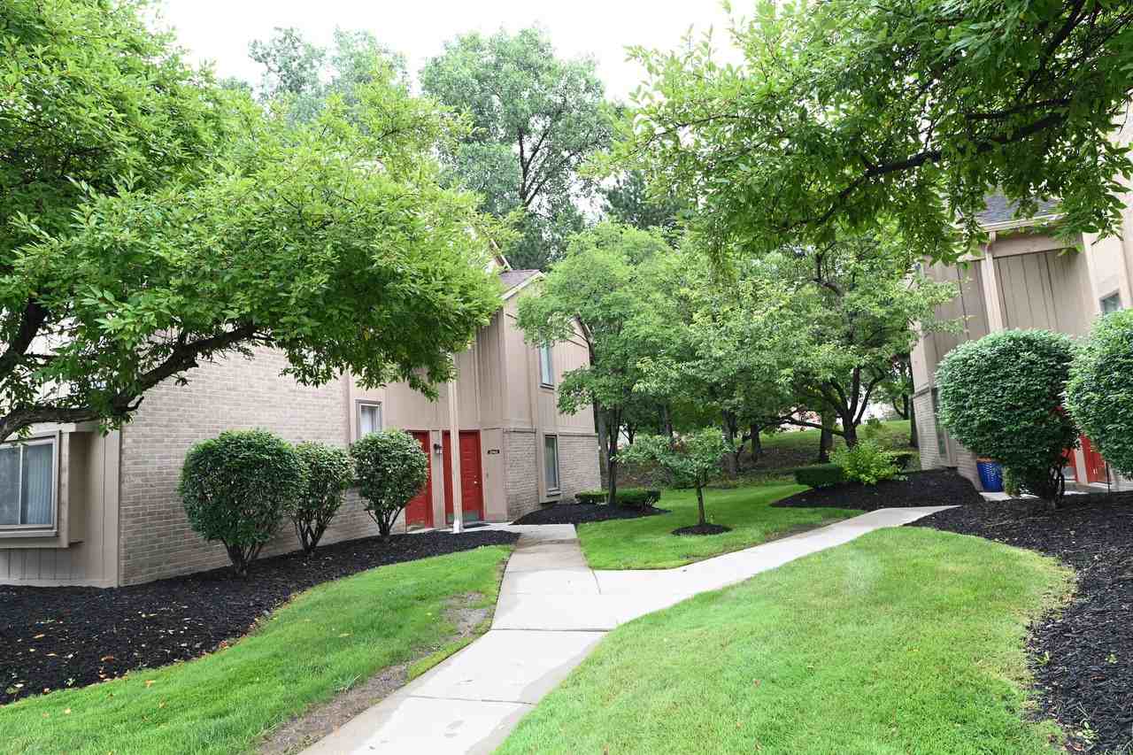 27420 Evergreen Rd #420 - Photo 2 of 14