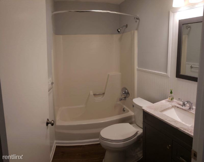 4450 Township Dr - Photo 3 of 10