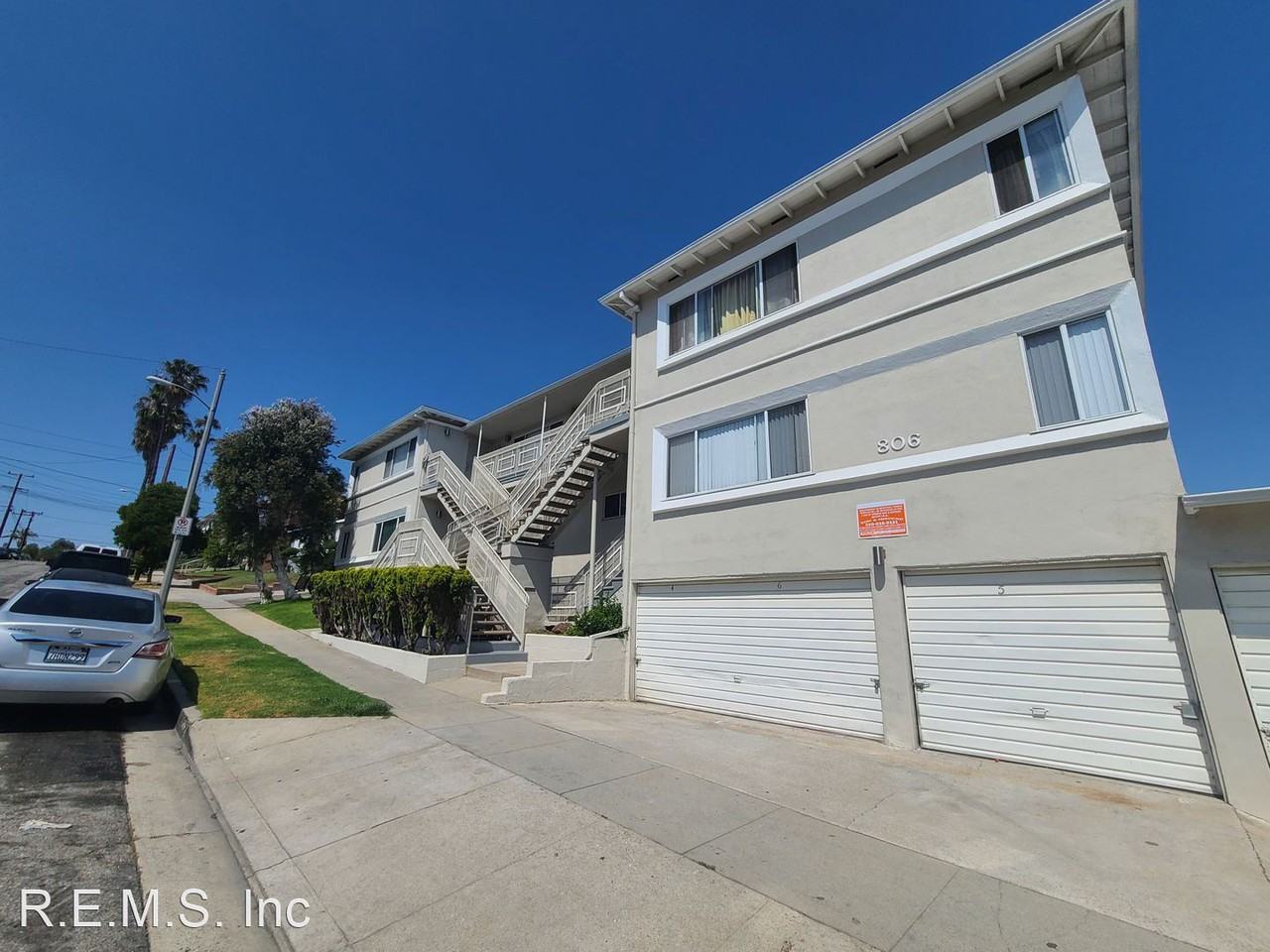 806 Austin Ave - Photo 2 of 14