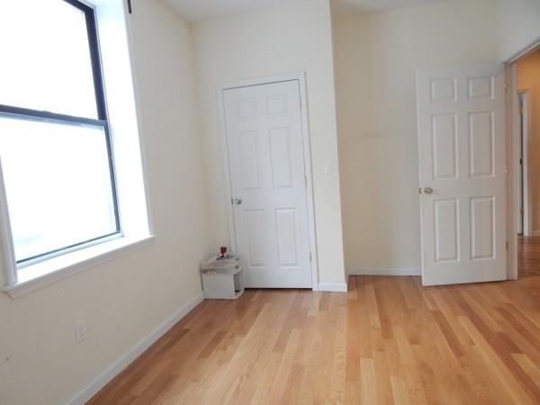 St Nicholas Terrace #26 - Photo 2 of 5