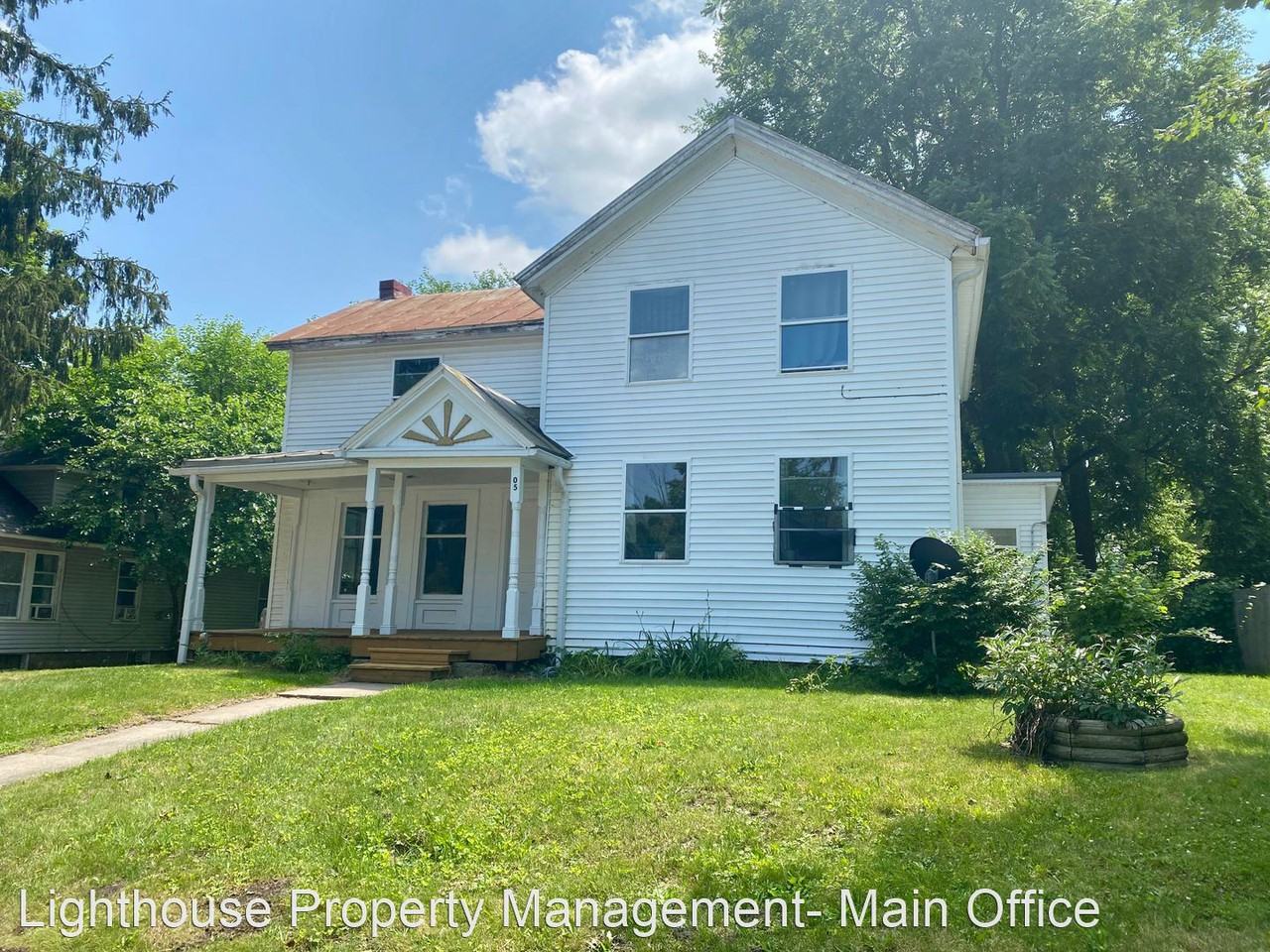 203/205 West Main Street - Photo 2 of 12