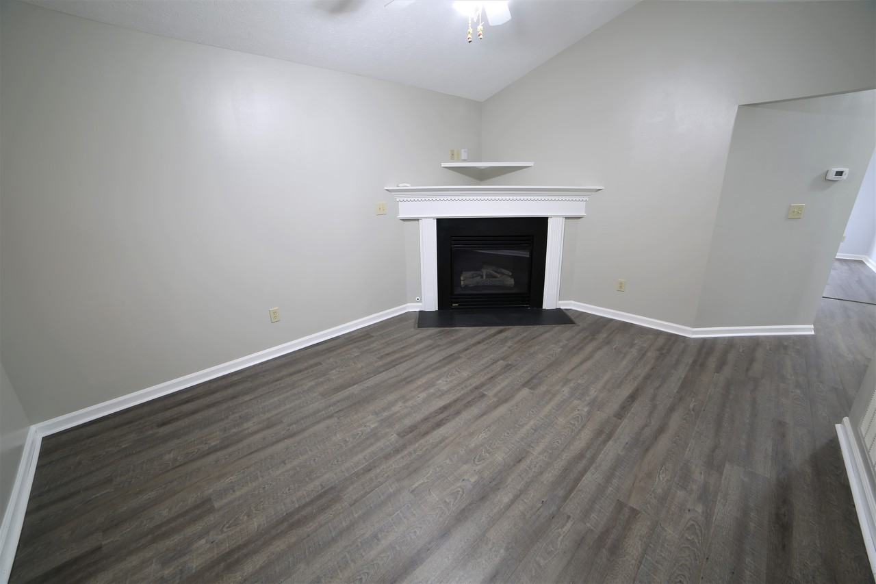3009 Roundway Down Ln - Photo 3 of 20