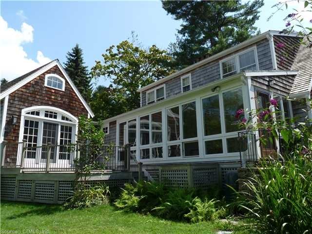 20 Library Ln - Photo 2 of 17