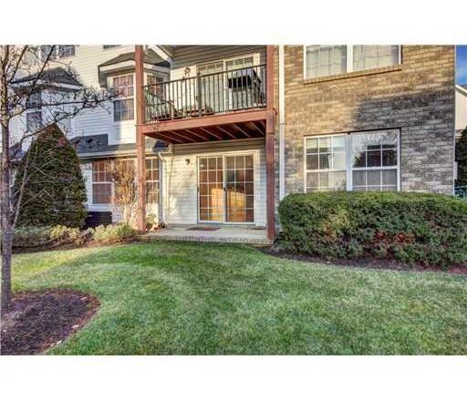 904 Plymouth Rd #904 - Photo 3 of 15