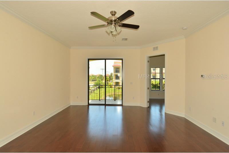6404 Margarita Shores Ln - Photo 6 of 23