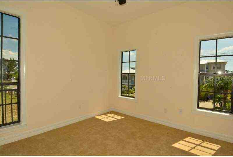 6404 Margarita Shores Ln - Photo 7 of 23