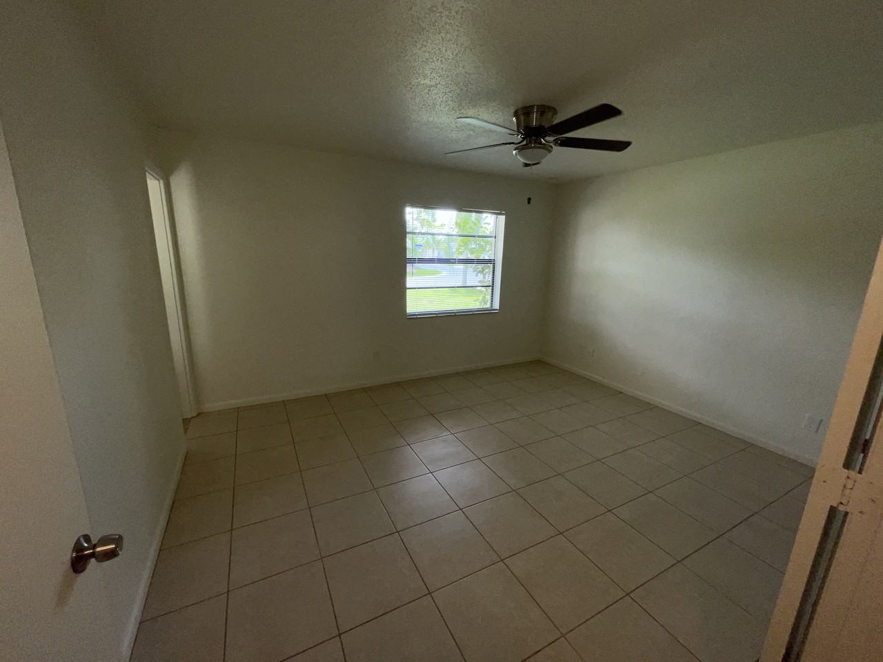 103 Rowland Rd - Photo 5 of 13