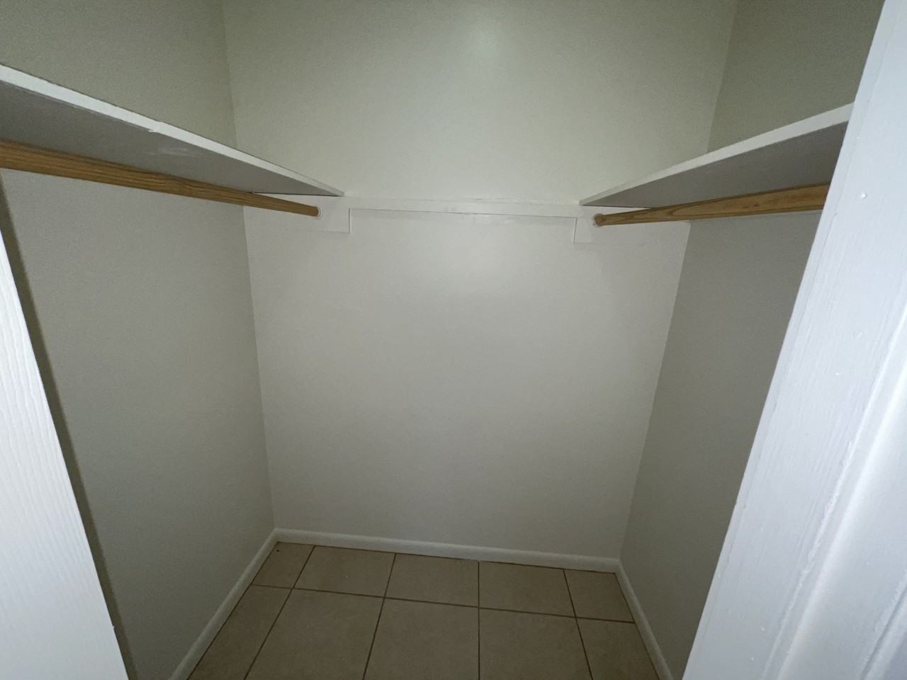 103 Rowland Rd - Photo 7 of 13