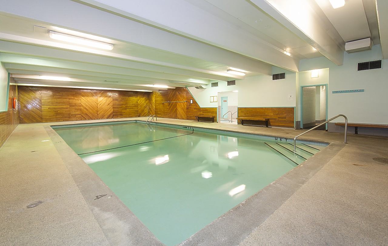 Woodcroft Apartments 2020 Fullerton Ave, North Vancouver, BC V7P 3G3