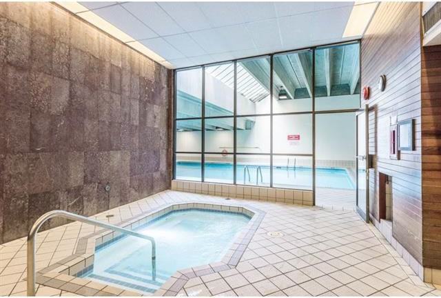 Woodcroft Apartments 2020 Fullerton Ave, North Vancouver, BC V7P 3G3