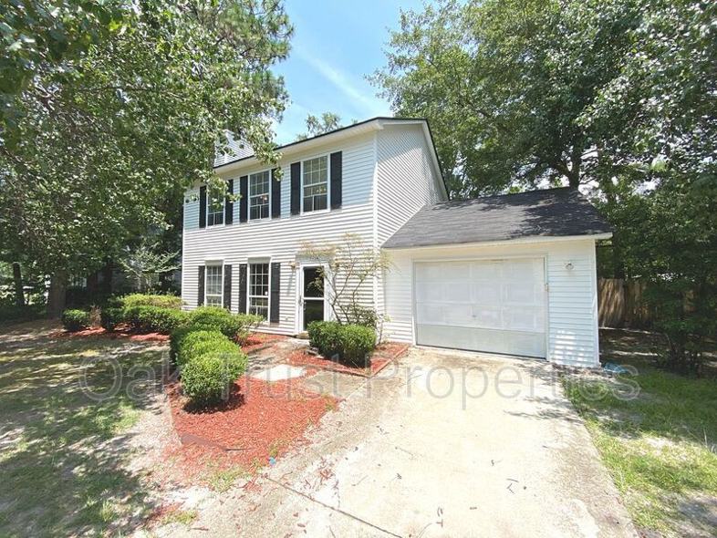 8454 William Moultrie Dr, North Charleston, SC 29420 3 Bedroom House