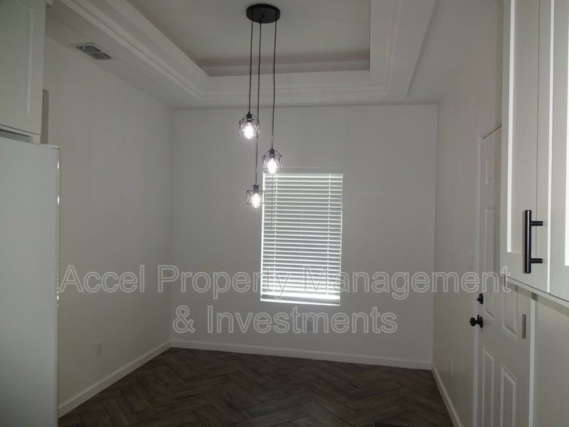 3304 Belinda St - Photo 6 of 14