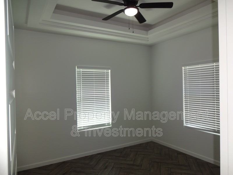 3304 Belinda St - Photo 7 of 14