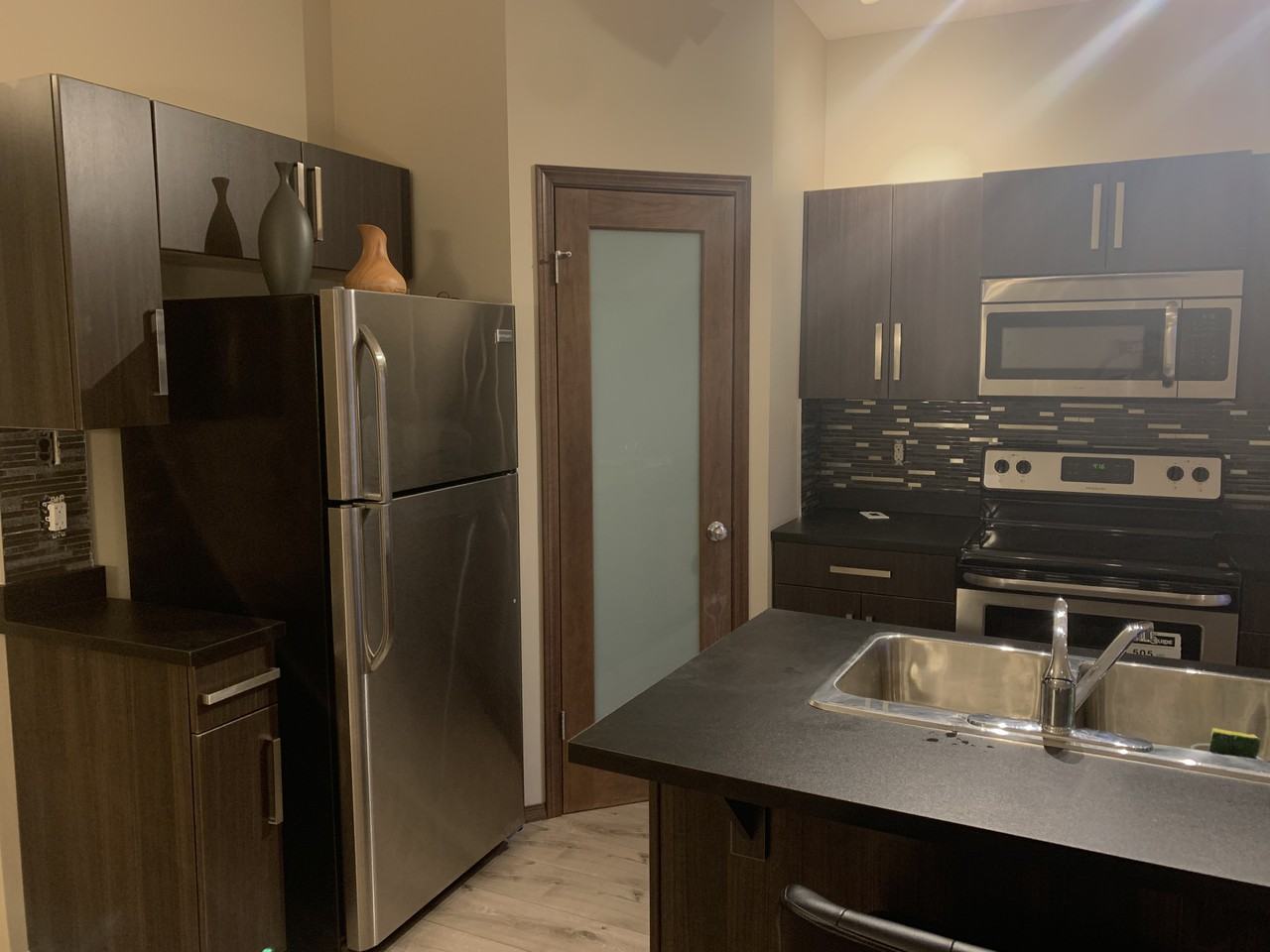 75 Park East Drive - Photo 2 of 17