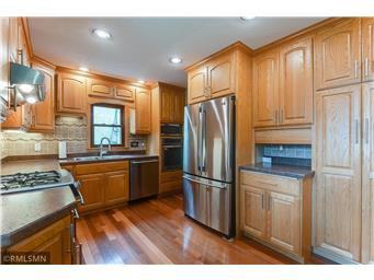 1427 Wynne Avenue - Photo 3 of 14