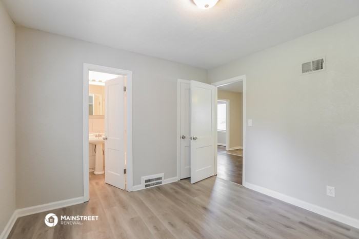 6201 E Red Bridge Rd - Photo 2 of 6