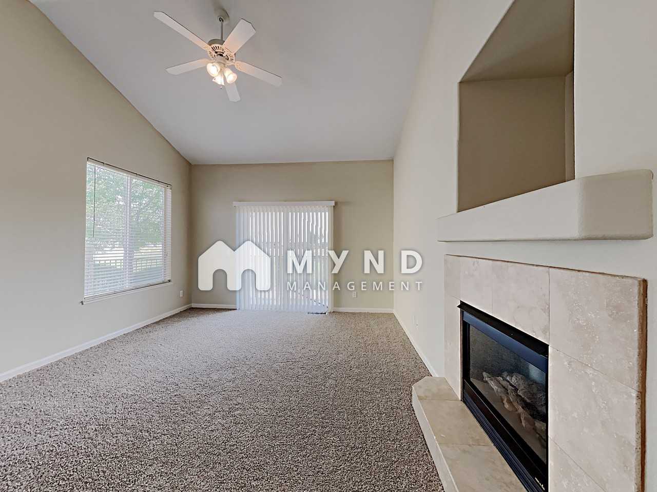 5750 Pumpkin Ridge Dr - Photo 2 of 21