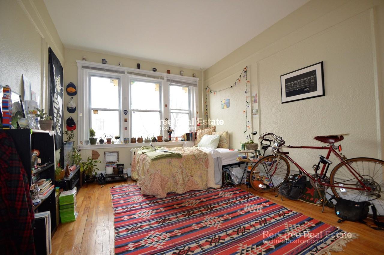 1691 Commonwealth Ave #27 - Photo 2 of 11