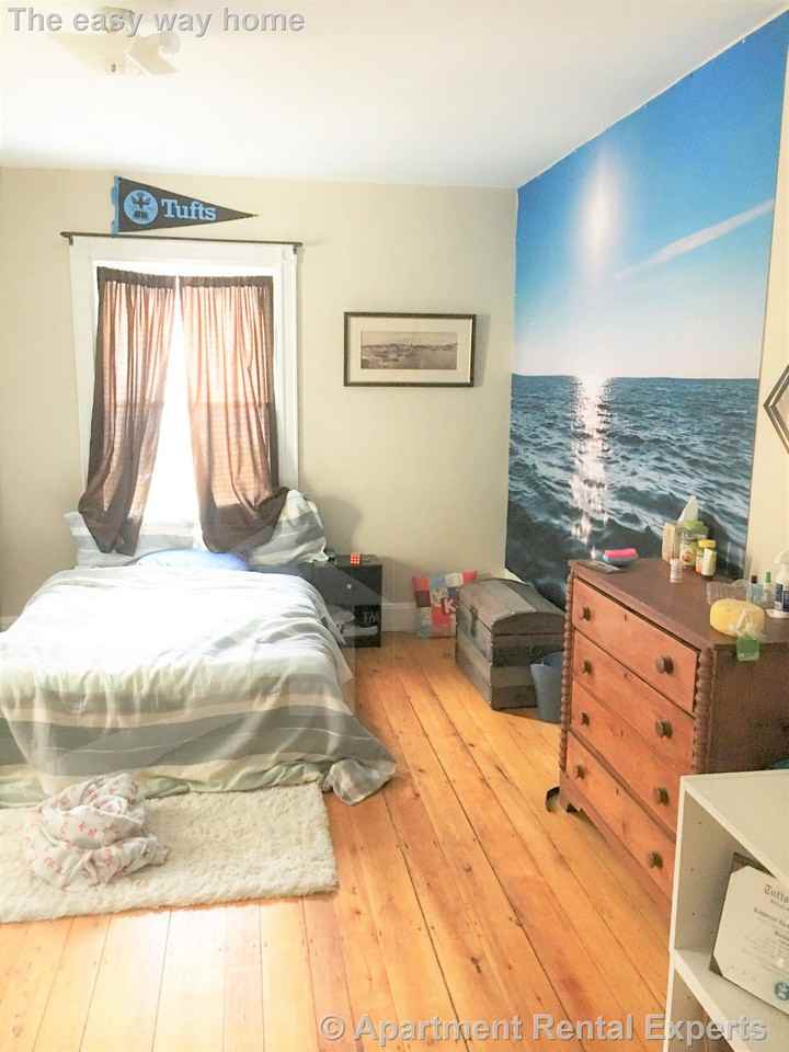 17 Putnam Ave - Photo 2 of 12