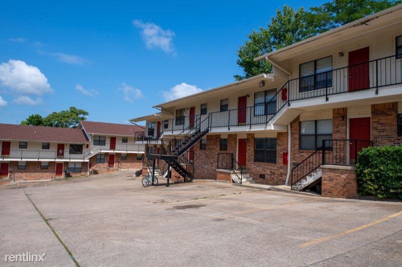 65 S Duncan Ave - Photo 3 of 12