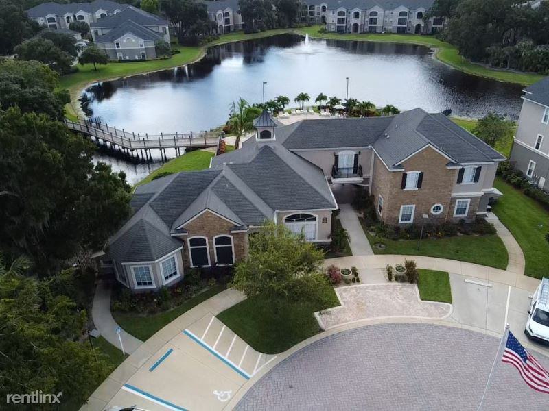 940 940 Village Trl 4 - Photo 2 of 25