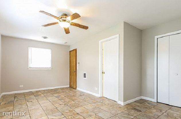 22135 Rockingham Rd - Photo 2 of 10