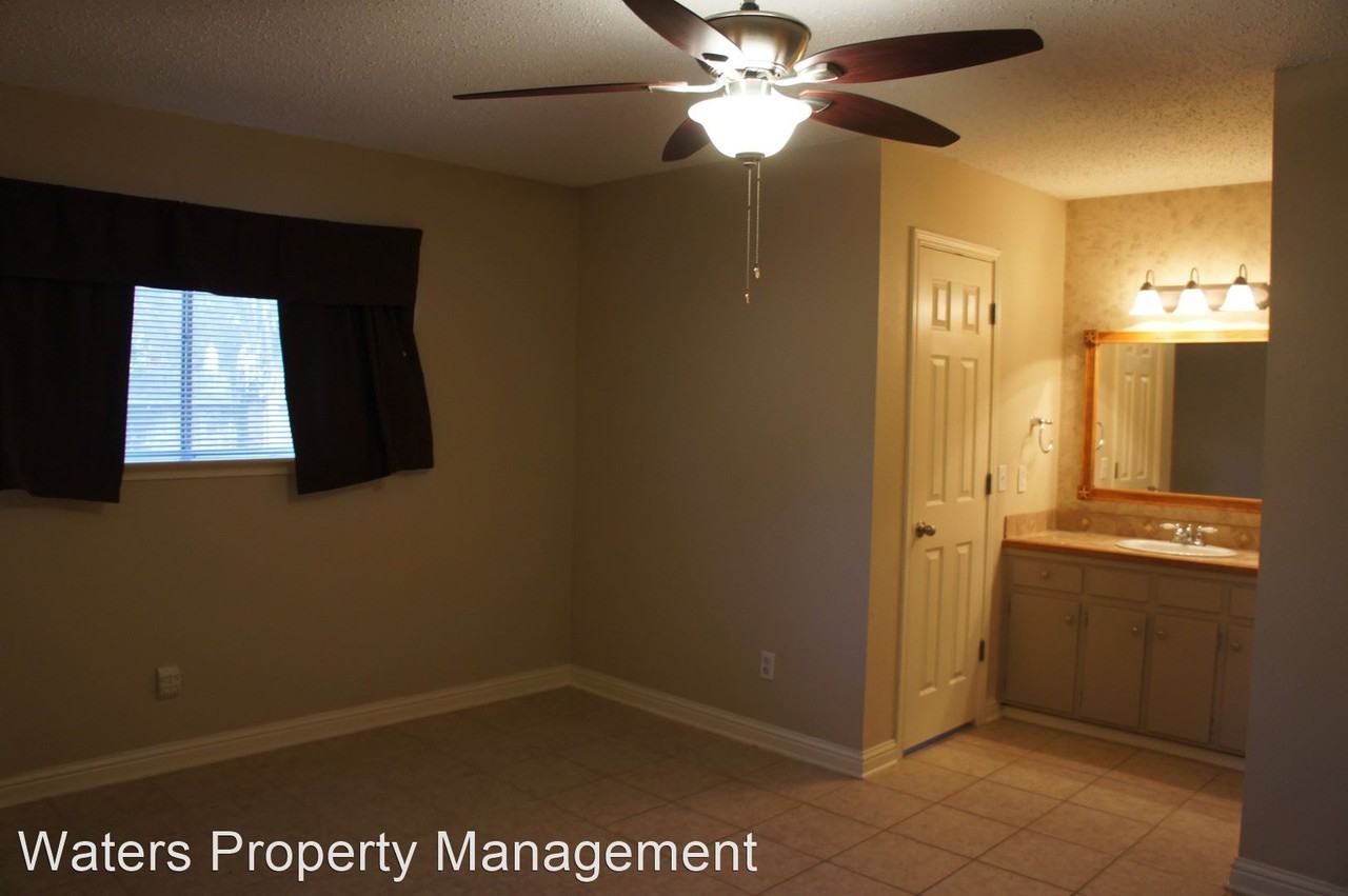 1002 Ranch Rd - Photo 3 of 10