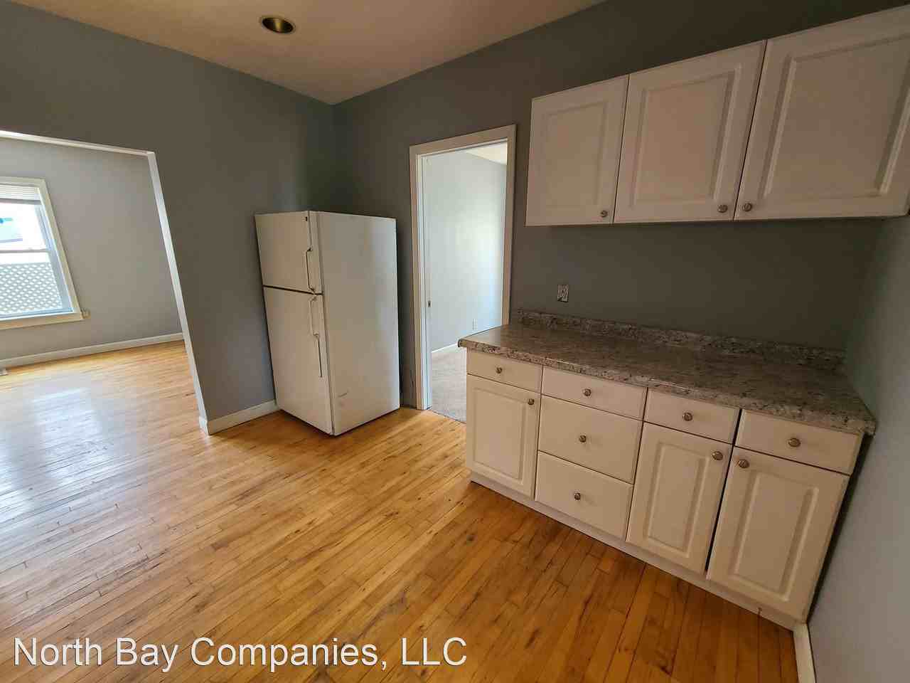 137 W 46th St - Photo 3 of 16