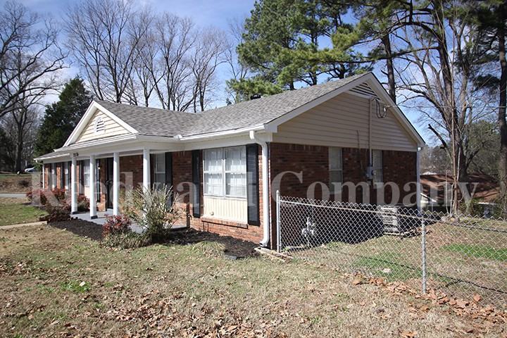 2574 Saint Elmo Ave - Photo 2 of 24