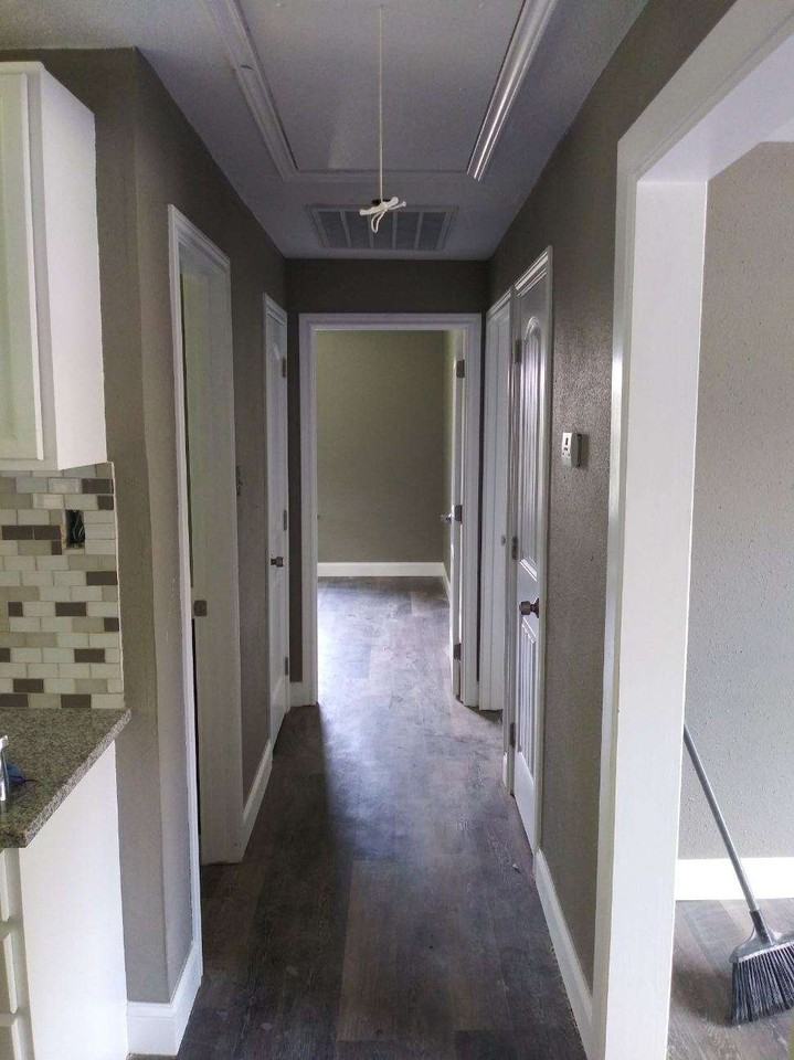 1126 Park Cir - Photo 3 of 13