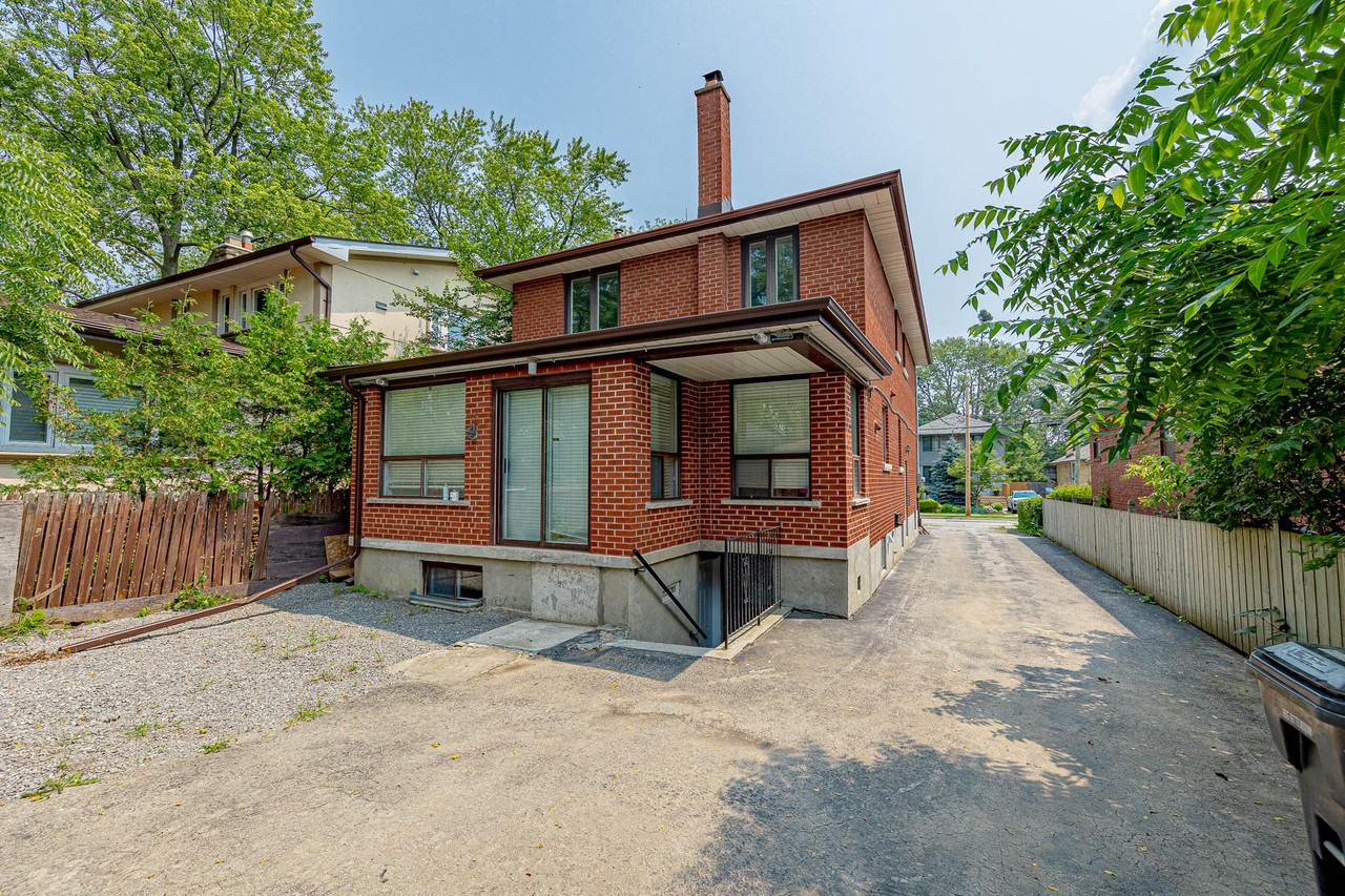 28 Eastbourne Cres - Photo 3 of 27