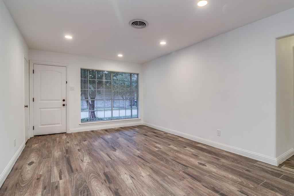 5625 Winsome Ln - Photo 3 of 26