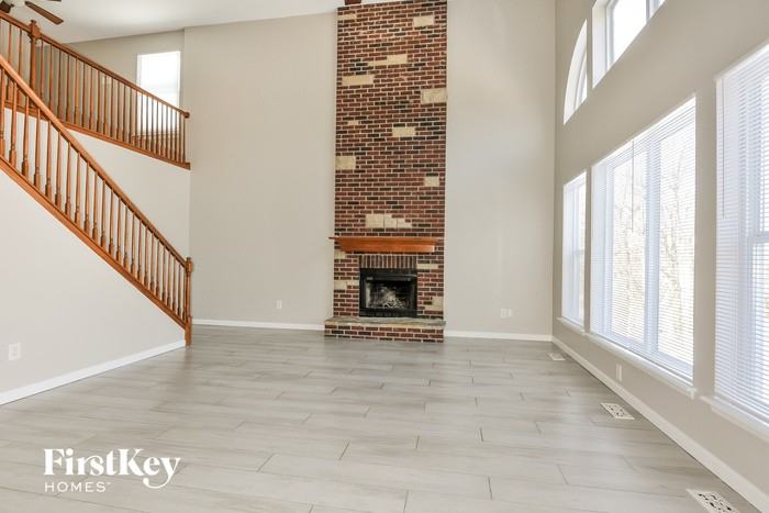 2005 Archway Dr - Photo 3 of 15