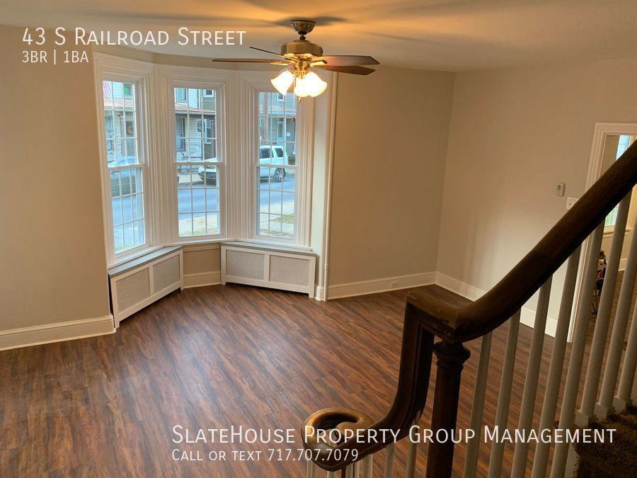 43 S Railroad St - Photo 3 of 17