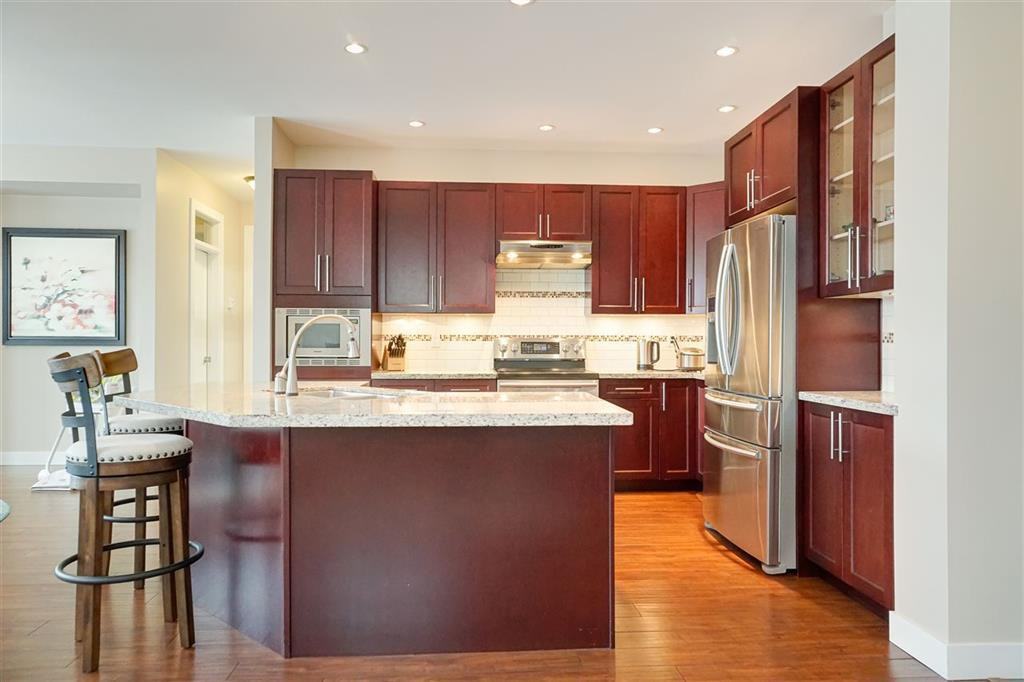 71 White St #1 - Photo 3 of 22