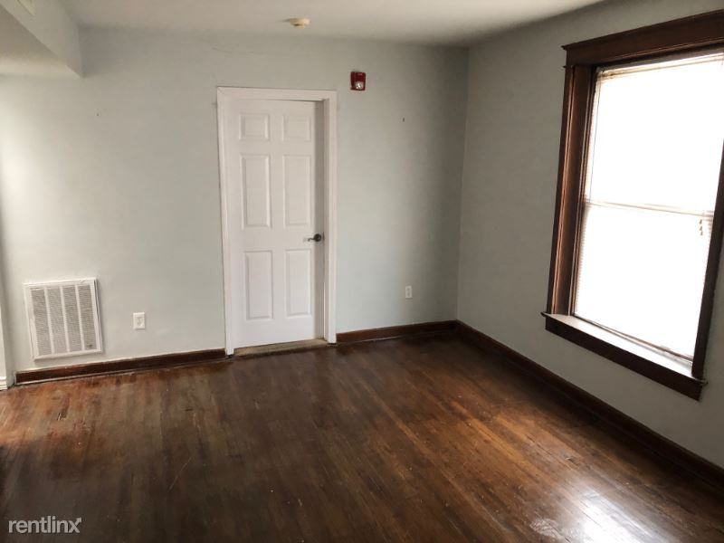 2547 Cherry St - Photo 3 of 8