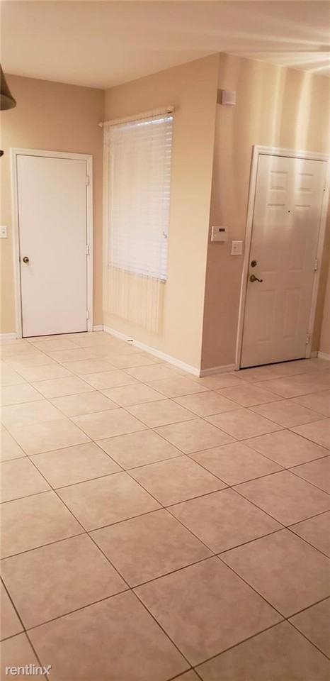 2919 Crestwood Ter #5103 - Photo 2 of 16