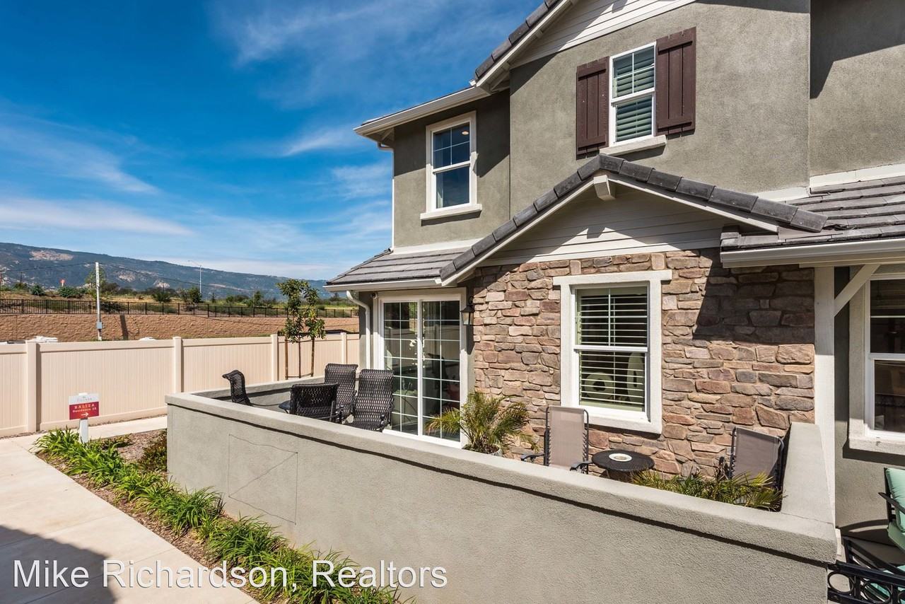 6604 Calle Koral - Photo 2 of 23