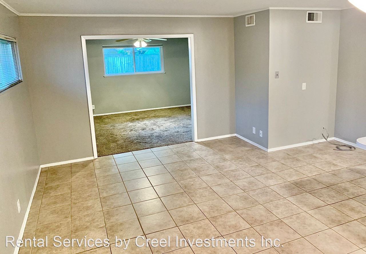 3116 Callaway Dr - Photo 3 of 11