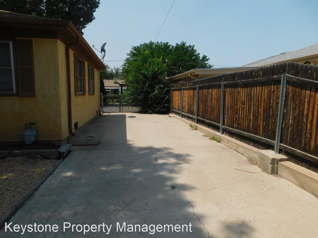 721 Quillian Ave - Photo 3 of 24