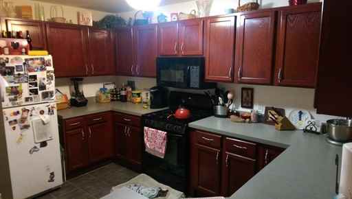 302 Nicholas Dr - Photo 2 of 6