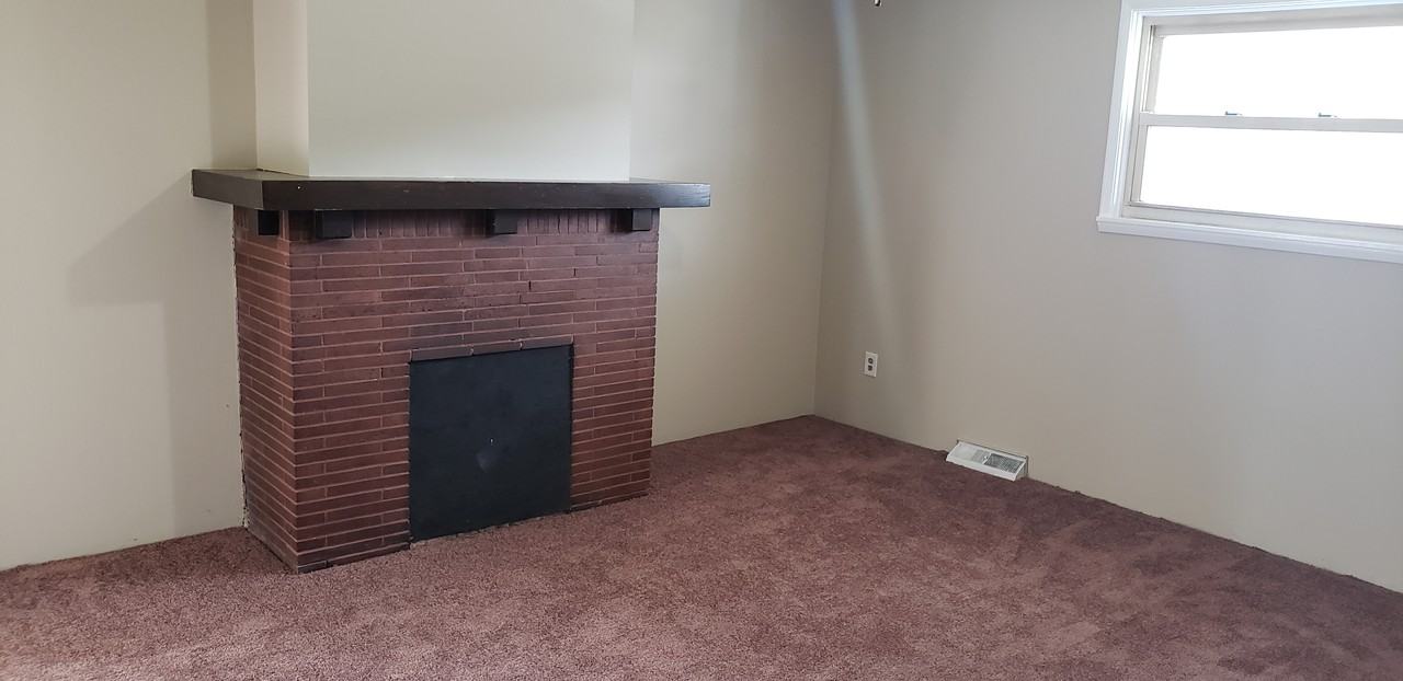 841 Brackenridge Ave - Photo 3 of 40