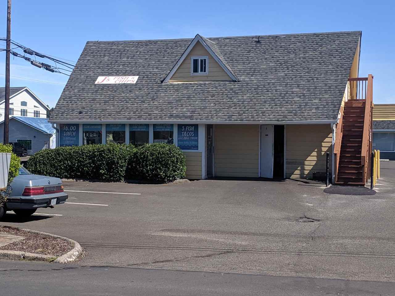 1800 Se Highway - Photo 3 of 8