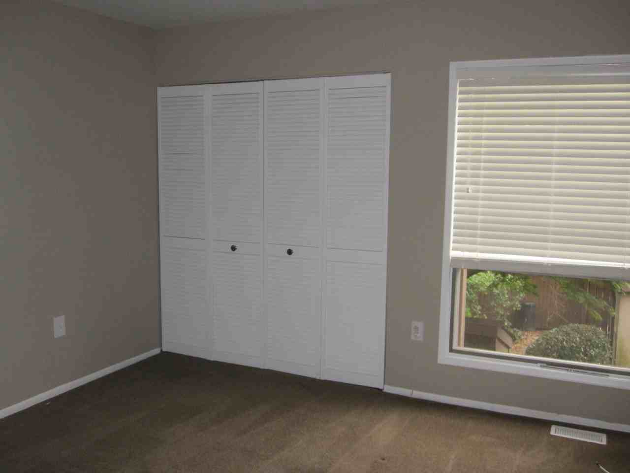 11251 Skilift Ct #B - Photo 7 of 8