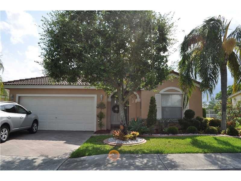 992 Northwest 166th Avenue - Photo 3 of 4