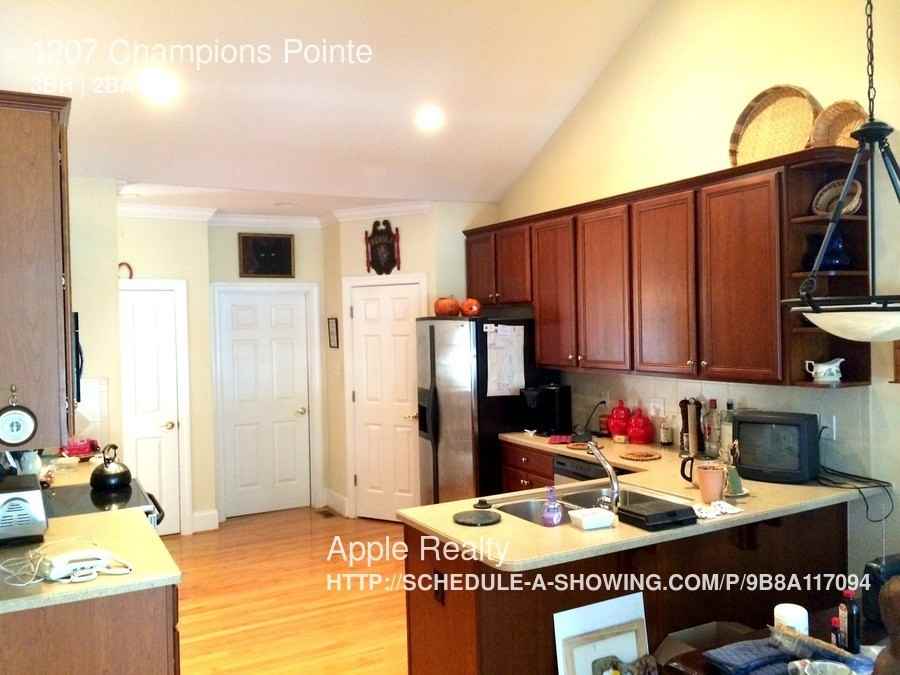 1207 Champions Pointe Dr - Photo 2 of 6